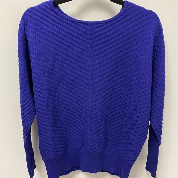 New Alfani Women's Ribbed Snap Detail Sweater - Picture 1 of 8